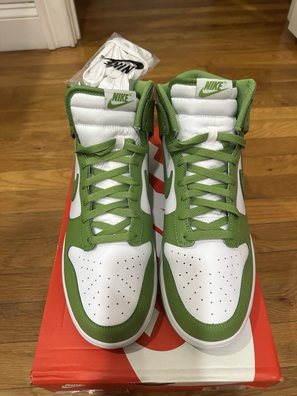 *Slightly Used* Nike Dunk High Men White Green (DV0829-101) Size 12 - Picture 3 of 11